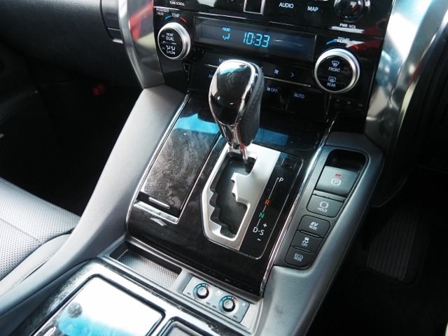 TOYOTA ALPHARD HYBRID 4WD 2023 Image 31