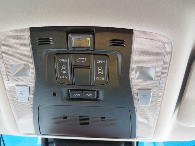 TOYOTA ALPHARD HYBRID 4WD 2023 Image 31