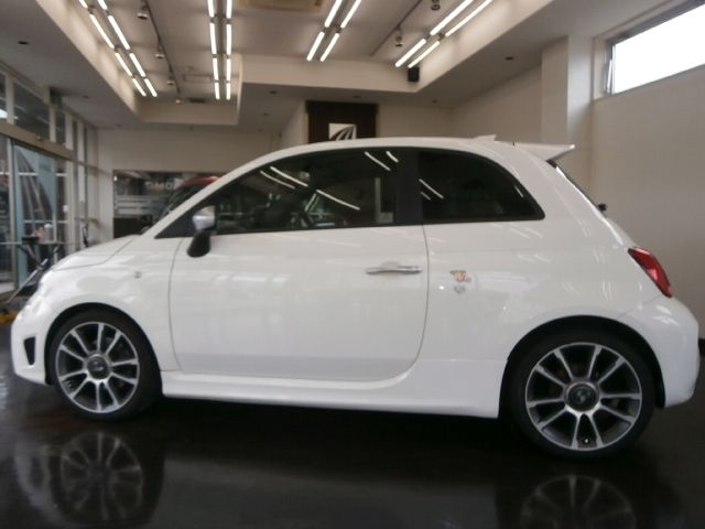 FIAT ABARTH 595 2019 Image 31