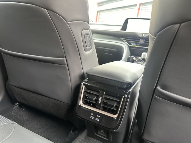 TOYOTA CROWN SPORT 2024 Image 31