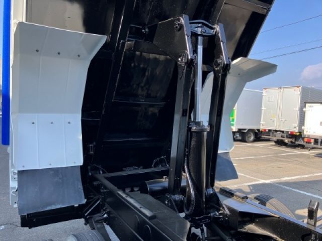 ISUZU FORWARD 2014 Image 31