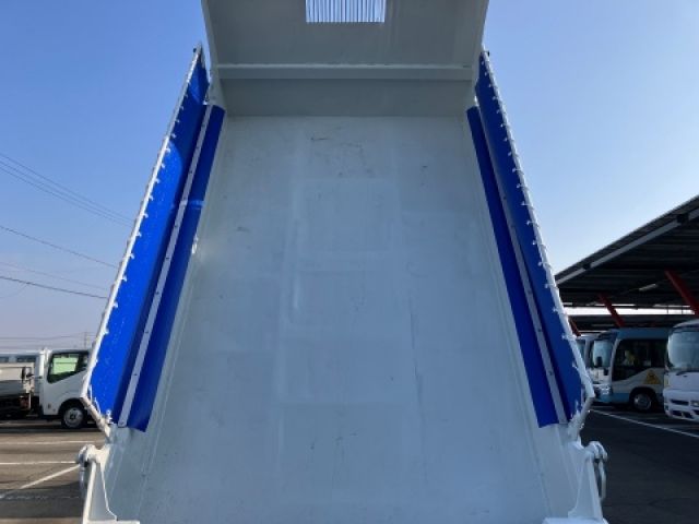 ISUZU FORWARD 2014 Image 31