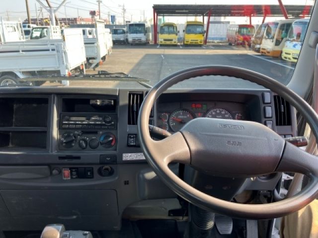 ISUZU FORWARD 2014 Image 31