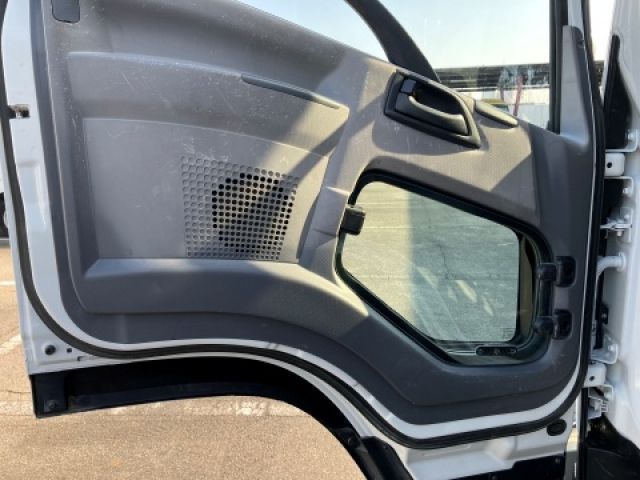 ISUZU FORWARD 2014 Image 31