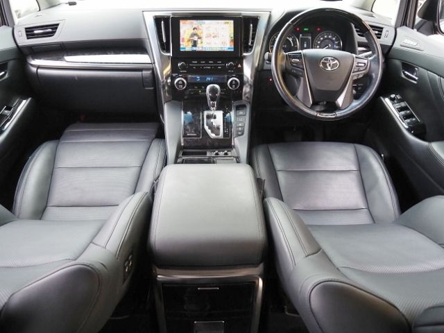 TOYOTA ALPHARD HYBRID 4WD 2020 Image 31