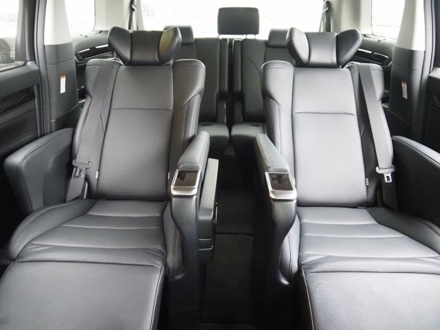 TOYOTA ALPHARD HYBRID 4WD 2020 Image 31