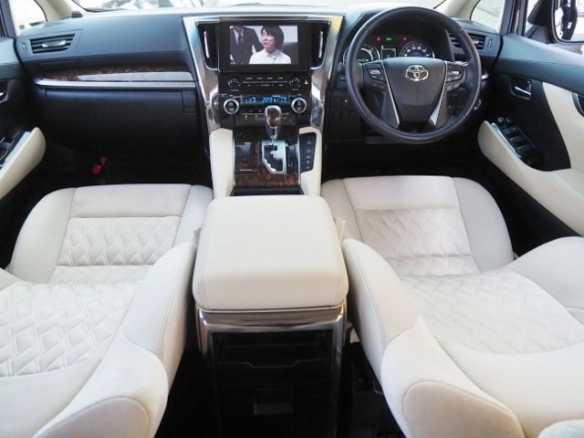 TOYOTA ALPHARD HYBRID 4WD 2021 Image 31