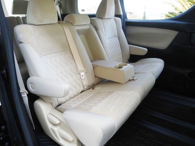 TOYOTA ALPHARD HYBRID 4WD 2021 Image 31