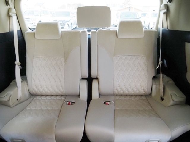 TOYOTA ALPHARD HYBRID 4WD 2021 Image 31