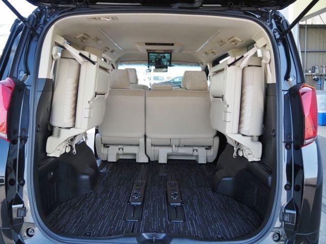 TOYOTA ALPHARD HYBRID 4WD 2021 Image 31