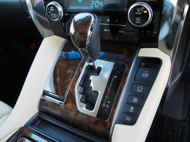 TOYOTA ALPHARD HYBRID 4WD 2021 Image 31