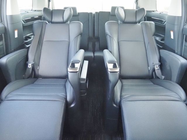 TOYOTA ALPHARD HYBRID 4WD 2021 Image 31