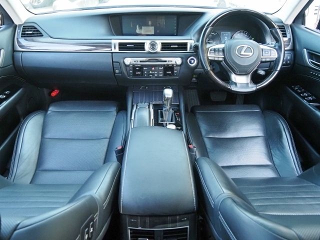 TOYOTA LEXUS GS300H 2020 Image 31