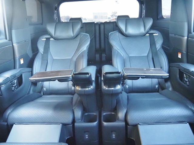 TOYOTA ALPHARD HYBRID 2023 Image 31