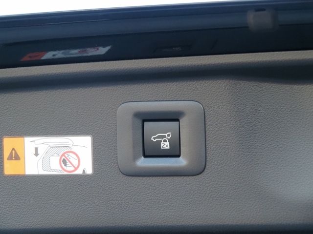 TOYOTA ALPHARD HYBRID 2023 Image 31