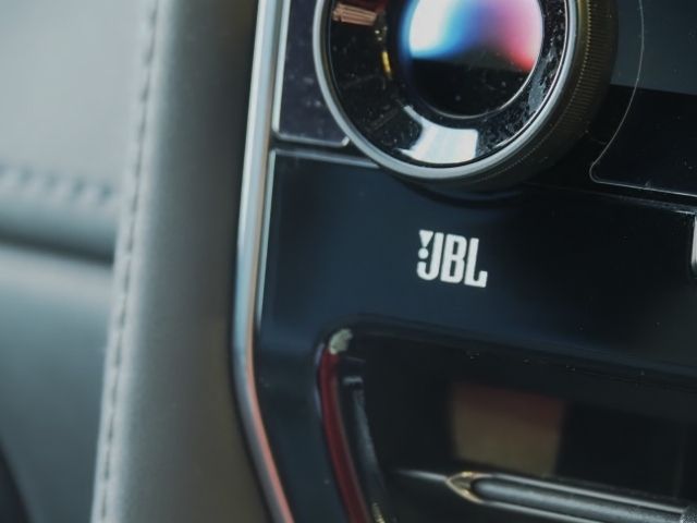 TOYOTA ALPHARD HYBRID 2023 Image 31