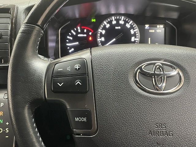 TOYOTA HIACE VAN 2WD 2021 Image 31