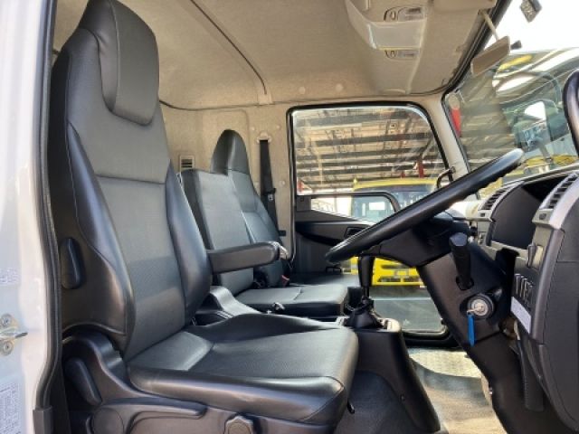 MITSUBISHI FUSOU FIGHTER 2019 Image 31