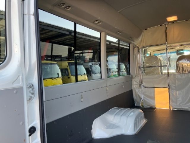 TOYOTA COASTER BIG VAN 2018 Image 31