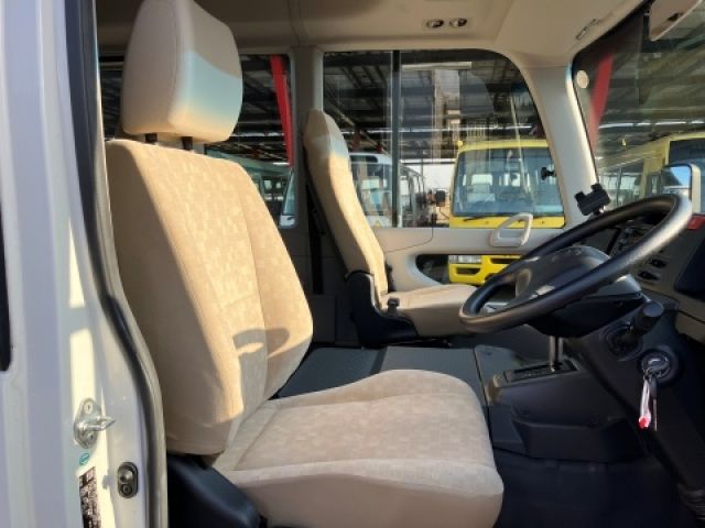 TOYOTA COASTER BIG VAN 2018 Image 31