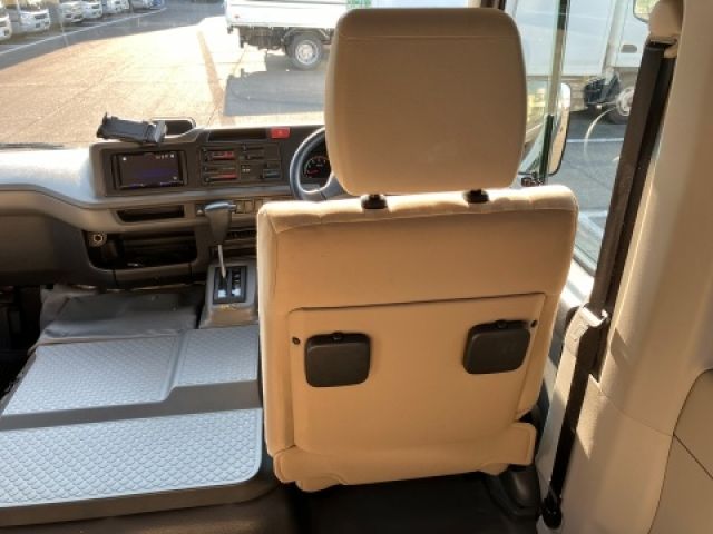 TOYOTA COASTER BIG VAN 2018 Image 31