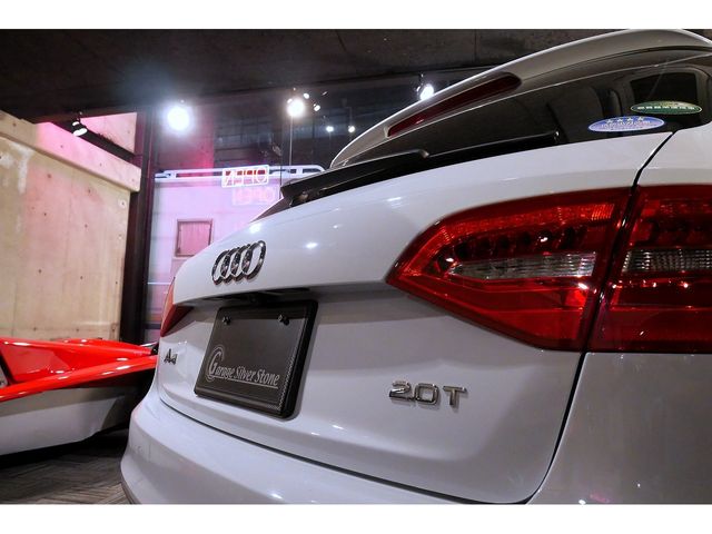 AUDI A4 AVANT 2013 Image 31