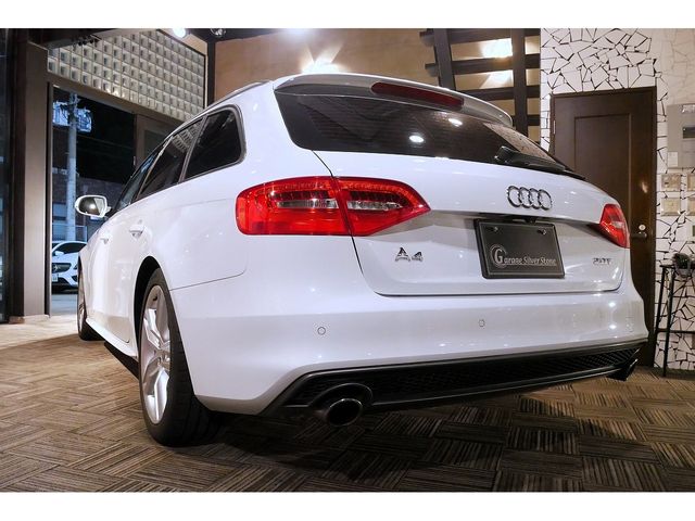 AUDI A4 AVANT 2013 Image 31