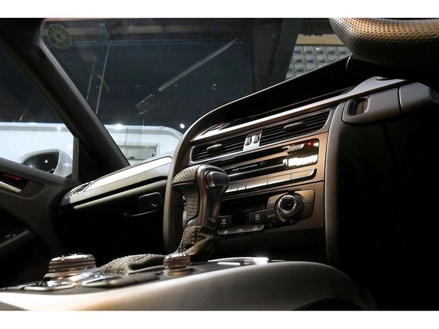 AUDI A4 AVANT 2013 Image 31