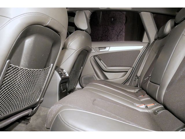 AUDI A4 AVANT 2013 Image 31