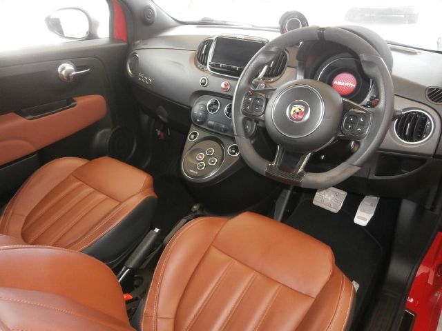 FIAT ABARTH 595 2019 Image 31