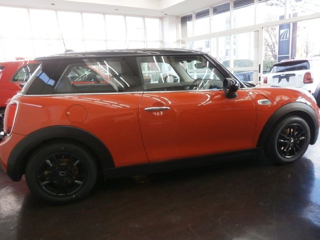 BMW MINI COOPER D 2018 Image 31