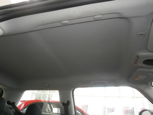 BMW MINI COOPER D 2018 Image 31