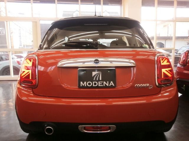 BMW MINI COOPER D 2018 Image 31