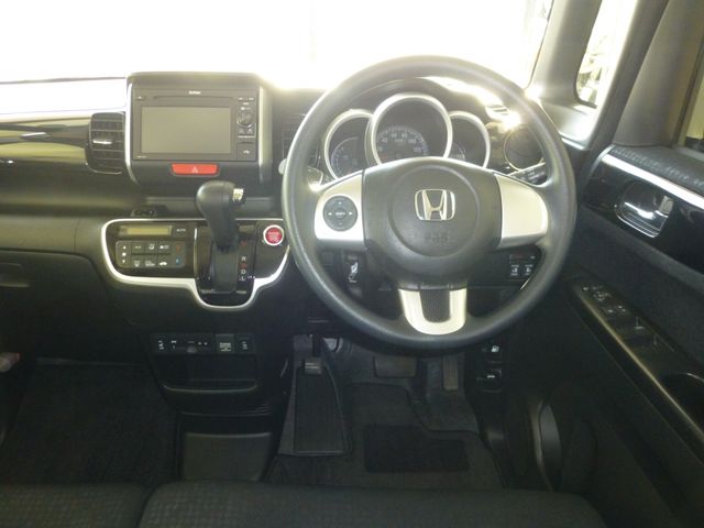 HONDA N BOX CUSTOM 4WD 2016 Image 31