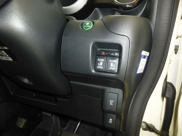 HONDA N BOX CUSTOM 4WD 2016 Image 31