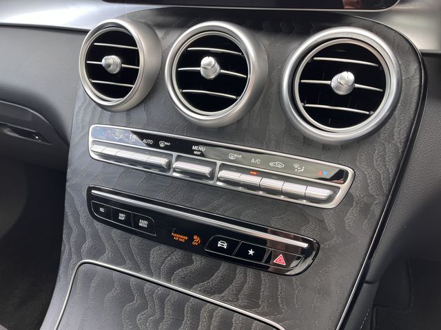 MERCEDES BENZ GLC CL 2019 Image 31