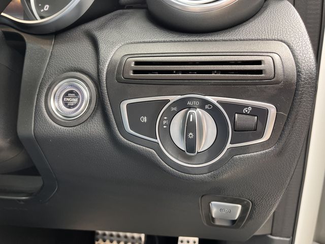 MERCEDES BENZ GLC CL 2019 Image 31