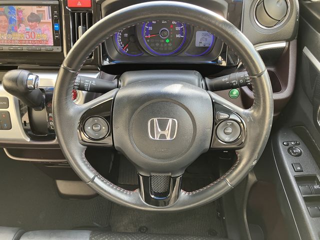 HONDA N-WGN CUSTOM 2015 Image 31