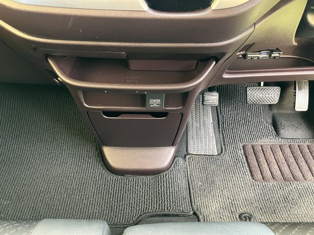 HONDA N-WGN CUSTOM 2015 Image 31