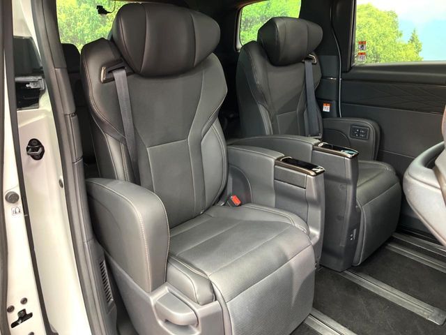 TOYOTA ALPHARD 2024 Image 31