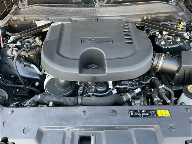 ROVER DEFENDER 2023 Image 31