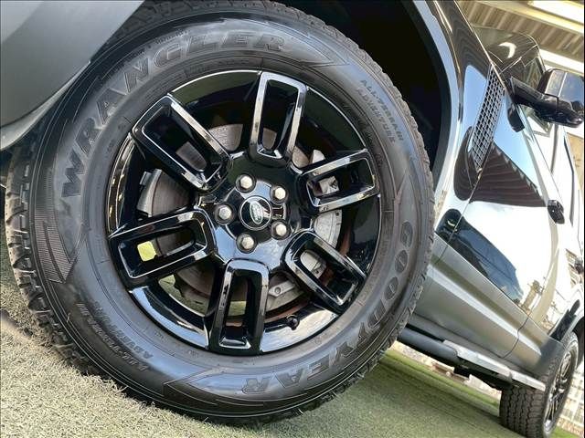 ROVER DEFENDER 2023 Image 31