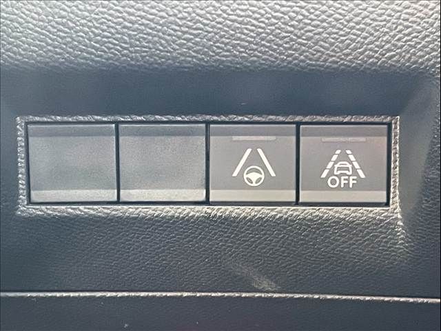 PEUGEOT 208 2020 Image 31