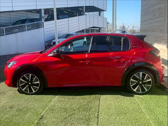 PEUGEOT 208 2020 Image 31