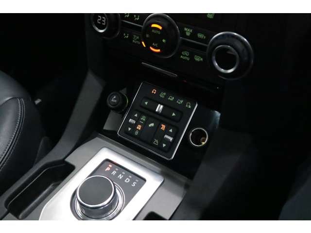 ROVER DISCOVERY 2016 Image 31