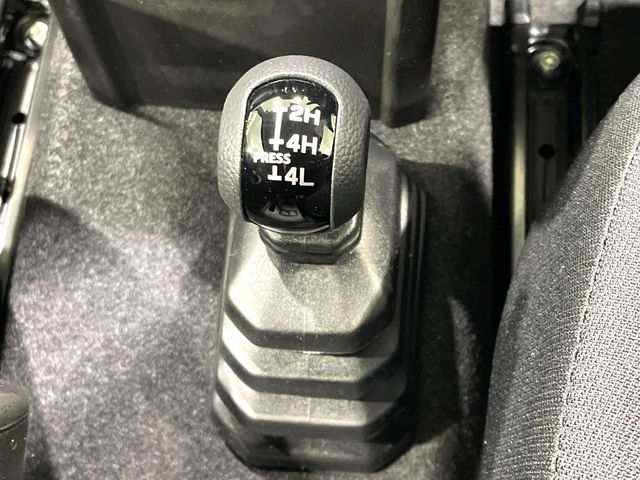 SUZUKI JIMNY 4WD 2025 Image 31