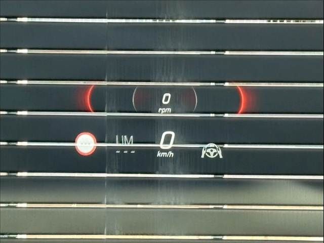 MERCEDES BENZ C CLAS 2023 Image 31