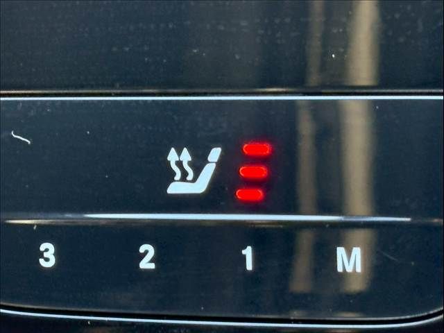 MERCEDES BENZ C CLAS 2023 Image 31