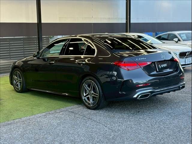 MERCEDES BENZ C CLAS 2023 Image 31