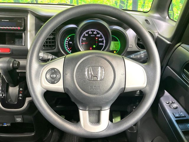 HONDA N BOX CUSTOM 2015 Image 31